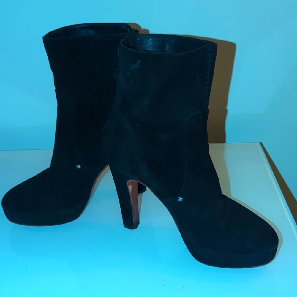 Rag and Bone Black Suede Booties Size 36